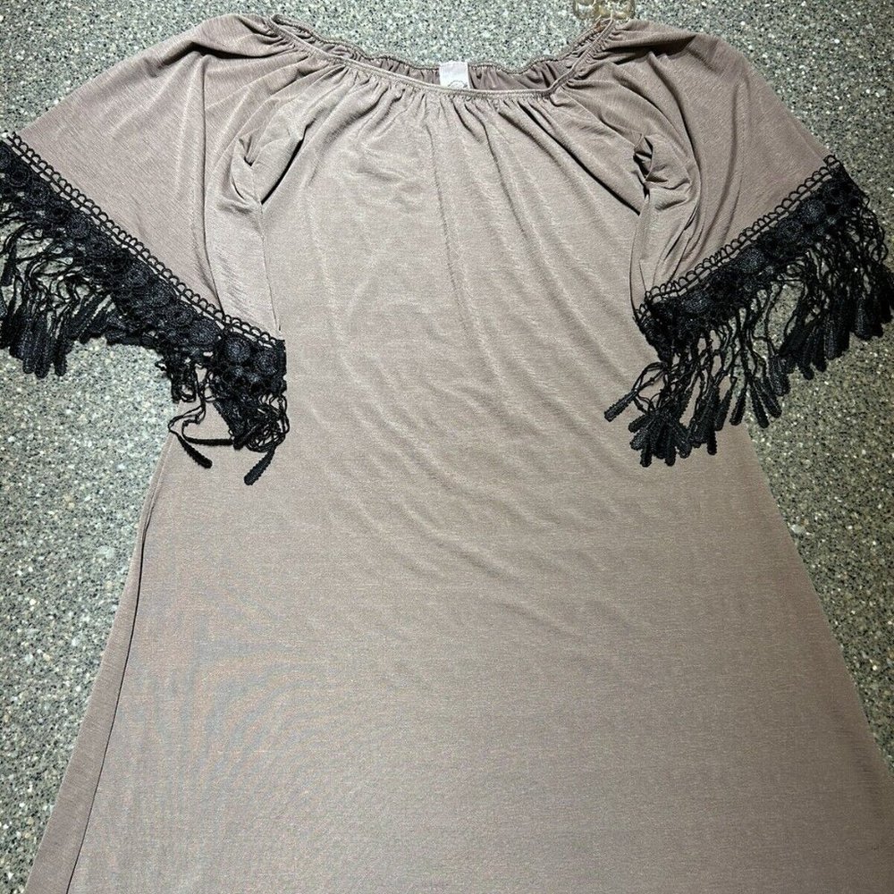 Pink Coconut Boutique Black and Beige Bell Sleeves Above Knee Dress (DR006)